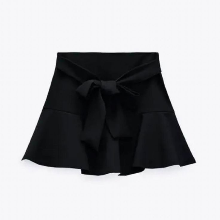 Brand New With Tags Zara Skirt Skort Size Xs Approximate Measurements: Waist 12.5” Length 14” 90% Polyester 10% Elasthanne Black Flared Skirt Bottoms With Elastic Waistband, Black Flared Skirt With Elastic Waistband, Chic Black Summer Skirt, Black Chic Summer Skirt, Zara Elegant Ruffled Skirt, Zara Ruffled Skirt Bottoms For Party, Chic Black Skort With Elastic Waistband, Zara Ruffled Skirt Party Bottoms, Black Flared Mini Skirt With Elastic Waistband