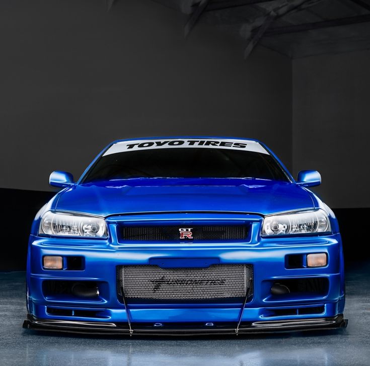 ปักพินโดย Mia ใน Gtr R34