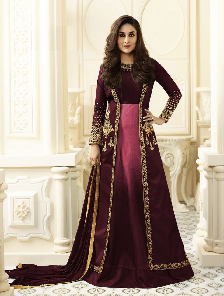 Shop Kareena Kapoor Wine color georgette straight cut salwar kameez online at kollybollyethnics from India with free worldwide shipping. Indo Western Dress Party Wear, Orang India, Dress Party Wear, Silk Anarkali Suits, Silk Design, Gaun Fashion, Indo Western Dress, Salwar Kamiz, Western Dress