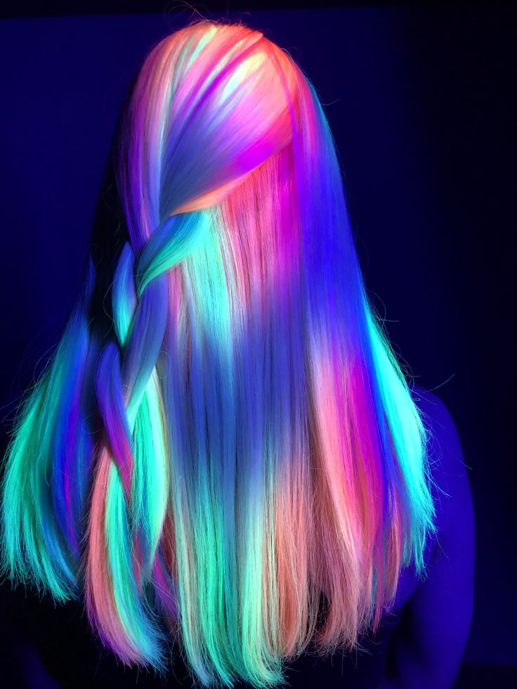 Neon, uv activated, glow in the dark Pulp Riot color by Hannah Menor Neon Hair Color, Exotic Hair Color, Glow Hair, Vivid Hair Color, Rainbow Hair Color, Cute Hair Colors, Multi Colored Hair, Neon Hair, Pulp Riot