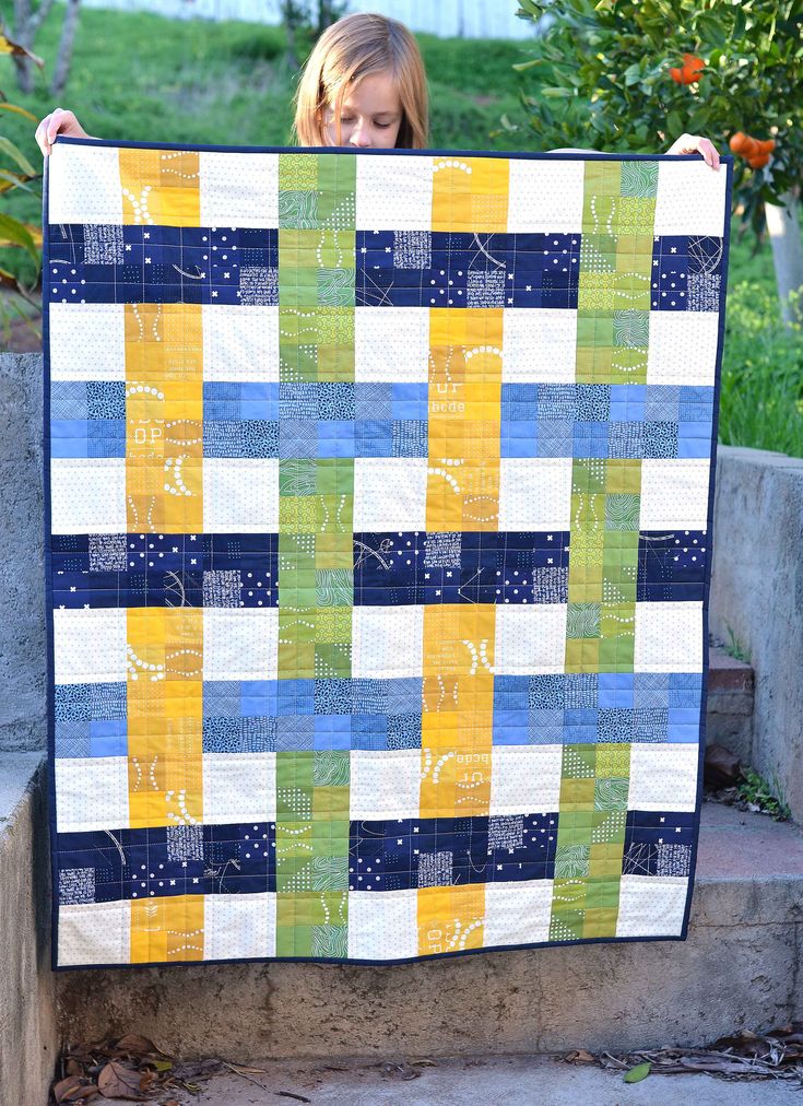 woven baby quilt | by ericajackman Kid Quilts, Quilt Modernen, Table Quilts, Baby Quilt Patterns, Childrens Quilts, Quilt Baby, Pdf Quilt Pattern, Contemporary Quilts, Boy Quilts