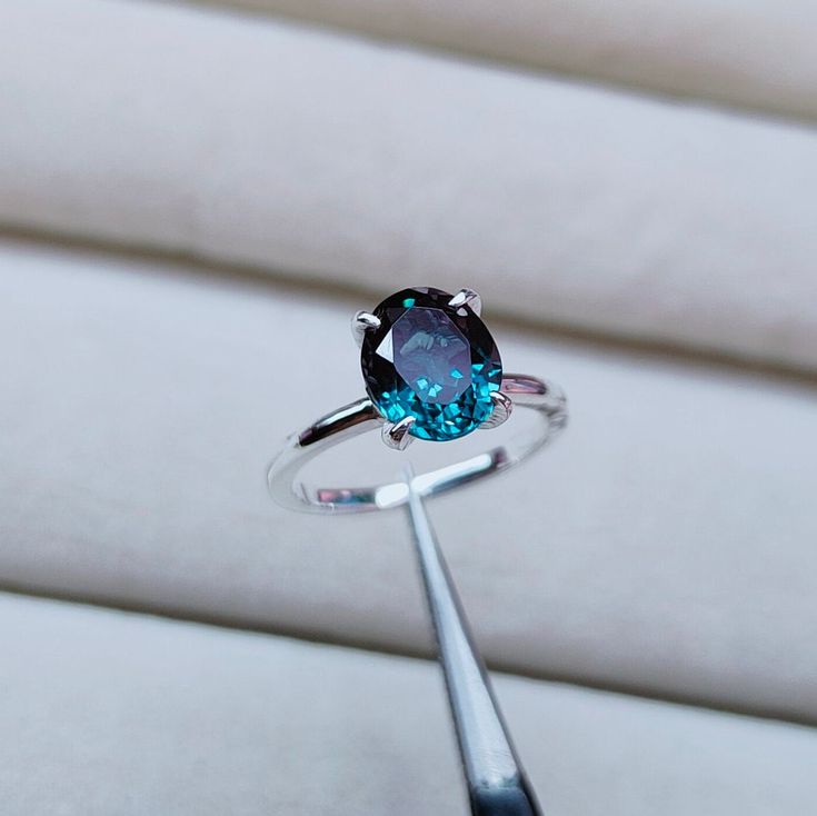 Ocean Teal Sapphire Ring Oval Cut Teal Sapphire Ring 925 - Etsy Lab Grown Gemstone Ring, Oval Sapphire Emerald Ring In Silver, Whirl Mtmte, Teal Sapphire Ring, Teal Sapphire Engagement Ring, Dream Rings, Oval Sapphire Ring, Classic Rings, Teal Sapphire