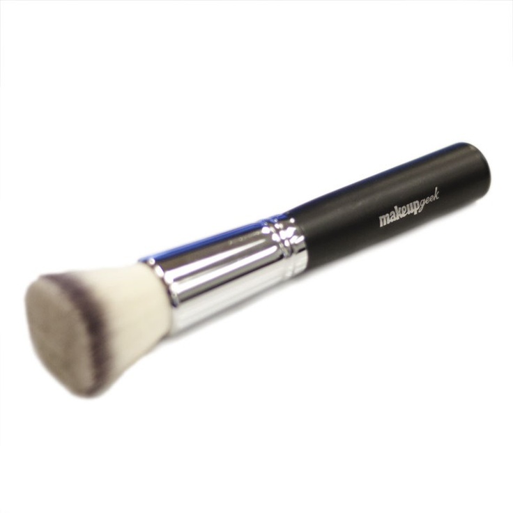 MUG Deluxe Foundation Stippling Brush - Brushes Makeup Products Pictures, Stippling Brush, Witch Nails, Face Brushes, You Are So Beautiful, Spa Business, Foundation Application, Brushes Makeup, Best Brushes