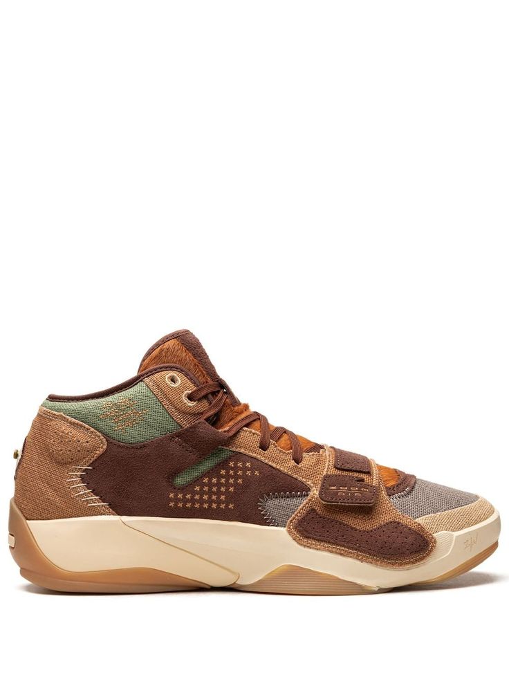 brown/multicolour calf suede embroidered motif logo-embroidered tongue front lace-up fastening front touch-strap fastening round toe flat rubber sole These styles are supplied by a premium and authenticated sneaker marketplace. Stocking only the most sought-after footwear, they source and curate some of the most hard to find sneakers from around the world. Hacks Clothes, Fashion Hacks, Brown Sneakers, Grey Sneakers, Boys Sneakers, Fashion Hacks Clothes, Suede Fabric, Sneakers Blue, Wedge Sneakers