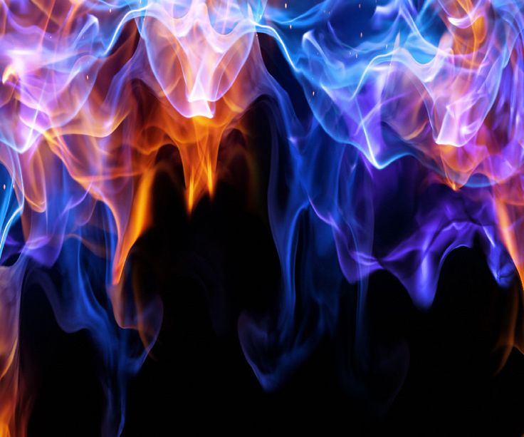 Red And Blue Fire Wallpaper #wallpapers #2020 Check more at https://2020wallpapers.club/red-and-blue-fire-wallpaper/ Red Flames Wallpaper, Blue And Red Fire Aesthetic, Blue Flame Wallpaper Aesthetic, Blue Fire Background Aesthetic, Blue Flame Tattoo, Purple Flames Wallpaper, Flame Picture, Twin Flame Art, Water Abstract