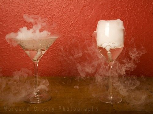 Making Fog Photography Diy, Dry Ice, Diy Photography, Bridal Shower, Favorite Recipes, Drama, Photoshop, Shower, Drinks