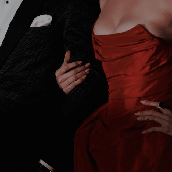 𝑠𝑡𝑟𝑤𝑏𝑟𝑟𝑦𝑙𝑝𝑠𝑡𝑐𝑘 Mafia Wallpaper, Shirin David, Romance Aesthetic, Classy Couple, Classy Aesthetic, In The Shadows, The Shadows, Red Aesthetic, Character Aesthetic