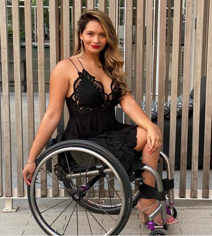 Wheelchair Women, Bollywood Fashion, Wheelchair, Camisole Top, Slip Dress, Tank Tops, Women's Top, Beauty