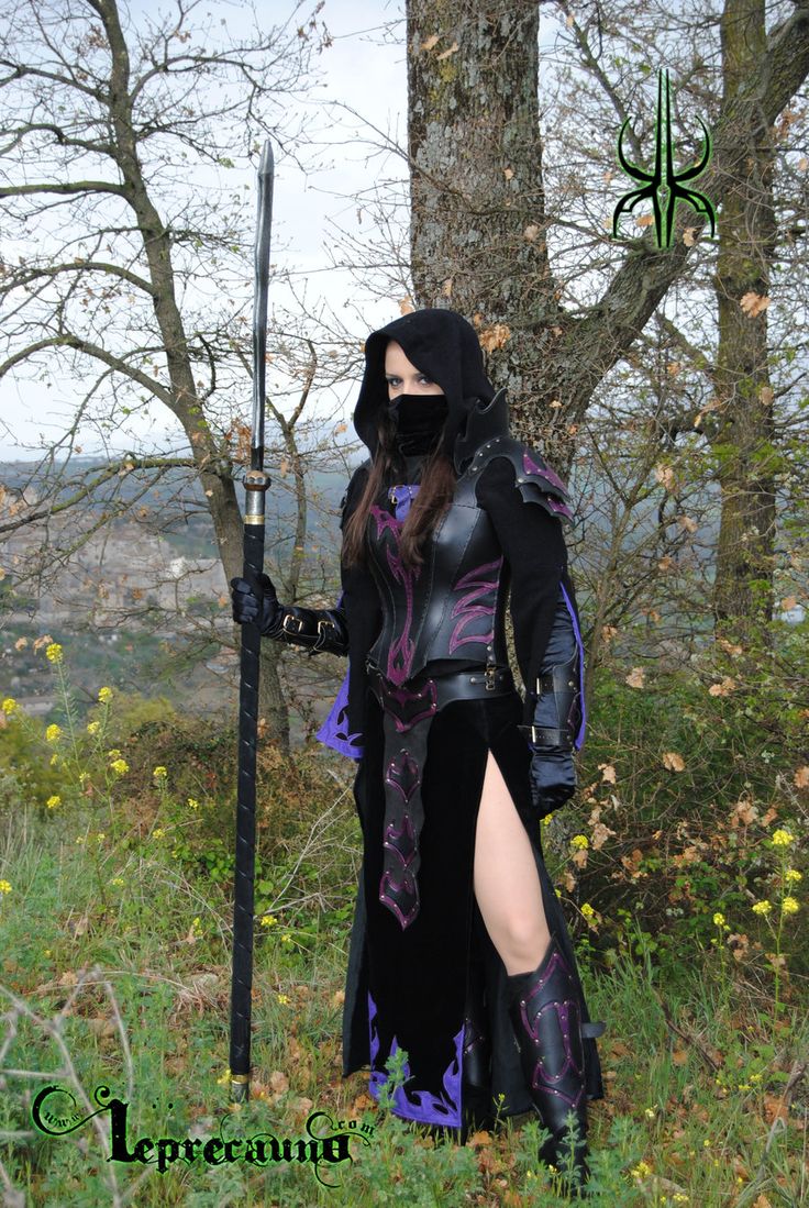 female drow style by Kloor-a-Kawn.deviantart.com on @deviantART Battle Outfits Women, Female Drow, Star Wars Villains, Ren Faire Costume, Gothic Costume, Fair Outfits, Larp Costume, Female Fighter, Leather Armor