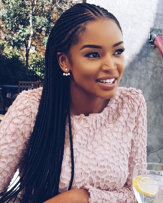 14.6k Likes, 94 Comments - AYANDA THABETHE (@ayandathabethe_) on Instagram: “Opinionated.��” Knotless Box Braids 1b30, Big Fulani Braids, Half Cornrows Half Box Braids, Braids 2023, Ghana Braid Styles, Corn Rows, Vacation Hair, Vacation 2024, Twisted Hair