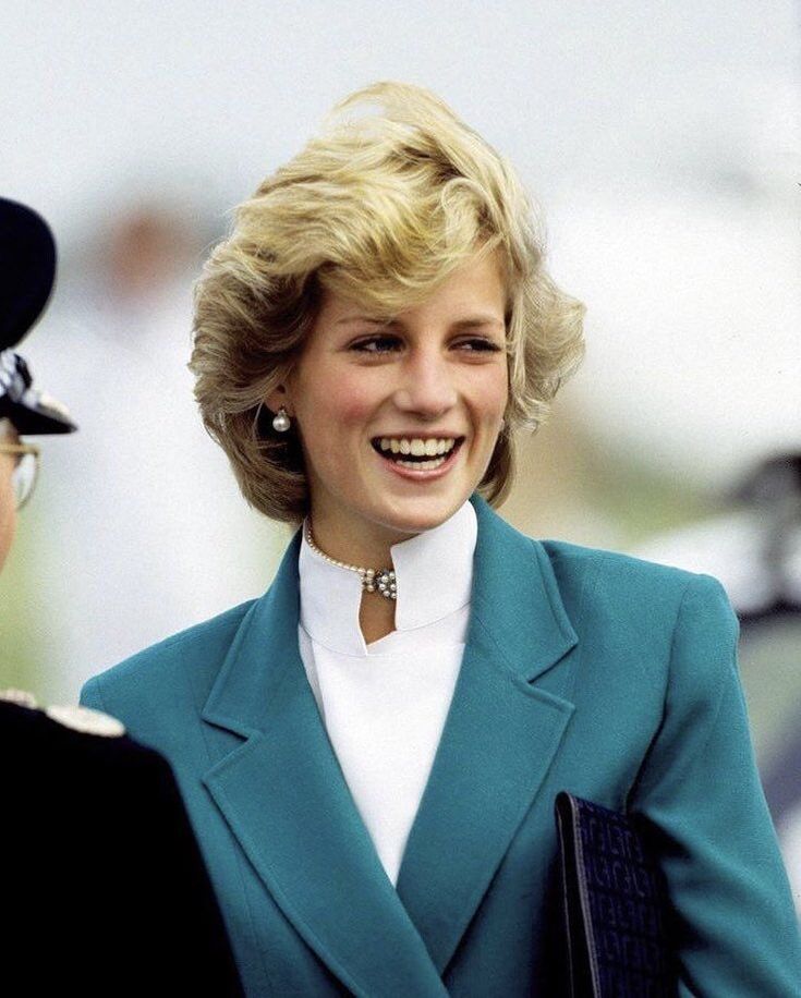 ALL PRINCESS DIANA on Twitter | Princess diana photos, Princes diana ...