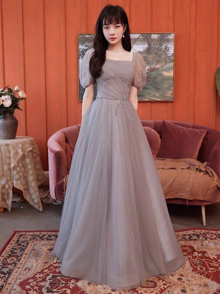 Grey Prom Dress With Sleeves, Half Sleeve Prom Dress, Evening Dresses Short Sleeve, Grad Dresses Sleeves, Short Sleeve Formal Dress, Fitted Gray Tulle Dress, Gray Prom Dress With Fitted Bodice, Gray Wedding Dresses For Prom Season, Fitted Gray Wedding Dresses