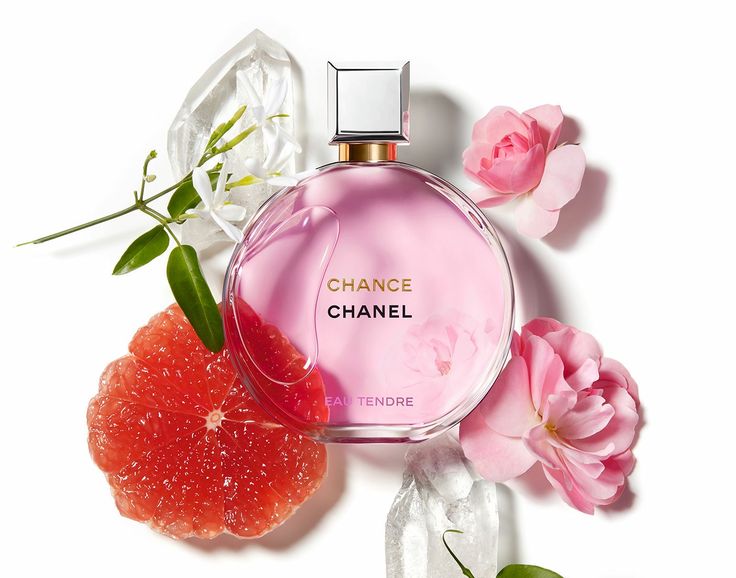 #chanel Perfume Chanel, Chanel Chance, Chanel Fragrance, Summer Perfume, Parfum Chanel, Perfume Photography, Marc Jacobs Daisy, Chanel Perfume, Perfume Scents