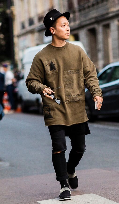 SUS - Sick Urban Streetwear Black Sweatshirt Outfit Men, Outfit Ideas Korean Asian Style, Vintage Outfits Men, Editorial Vogue, Fashion Catwalk, Streetwear Mode, Streetwear Shop, Streetwear Mens, Mens Fashion Streetwear