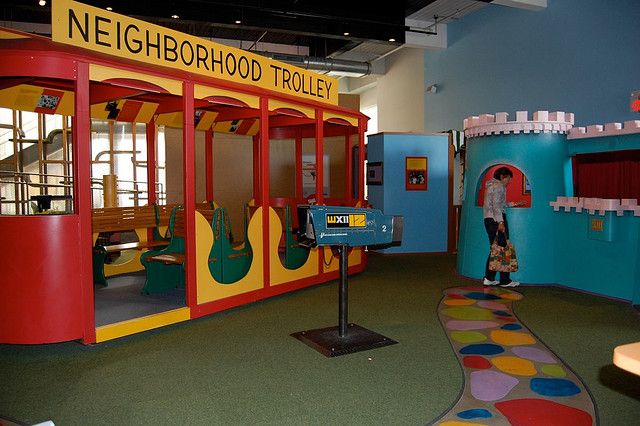 children's play area with colorful walls and flooring