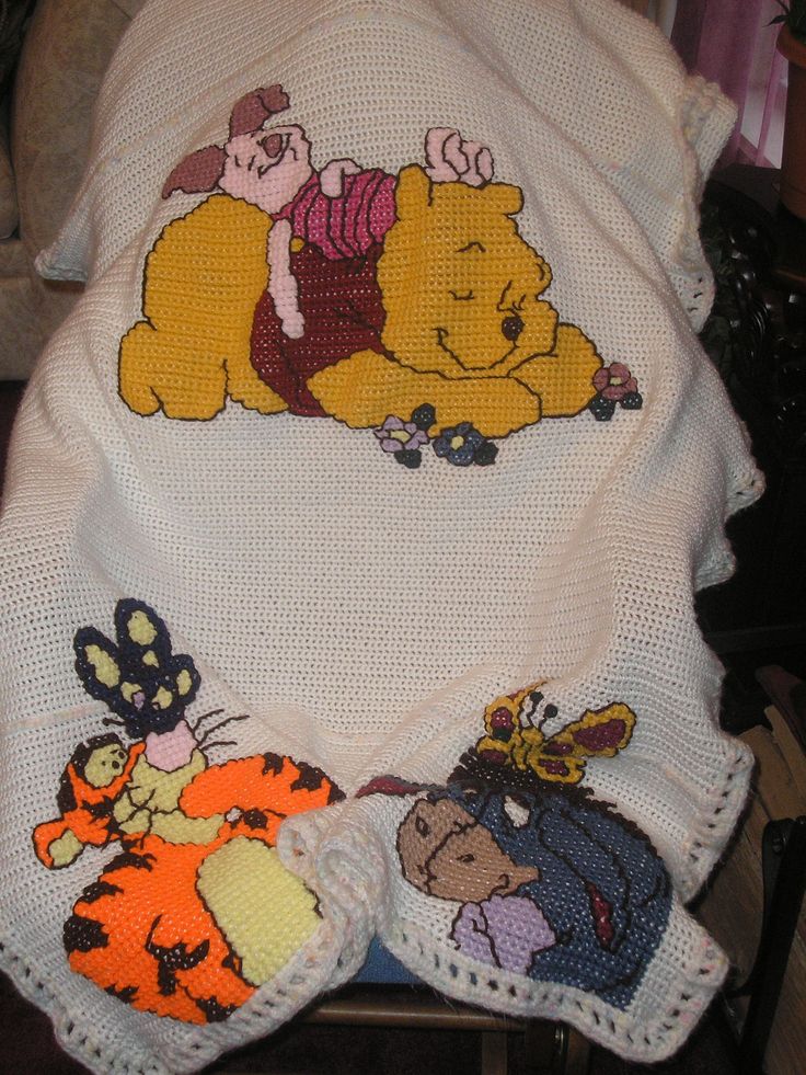 winnie the pooh baby blanket and bib set