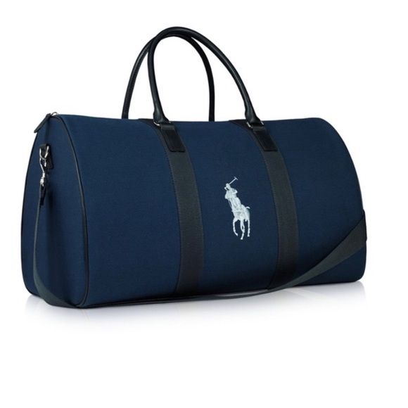 Ralph Lauren Duffle bag authentic. Ralph Lauren Duffle Bag, Ralph Lauren Travel Bag, Travel Bag Essentials, Mens Luggage, Ralph Lauren Bags, Polo Logo, Leather Stamps, Ralph Lauren Sport, Duffle Bag Travel