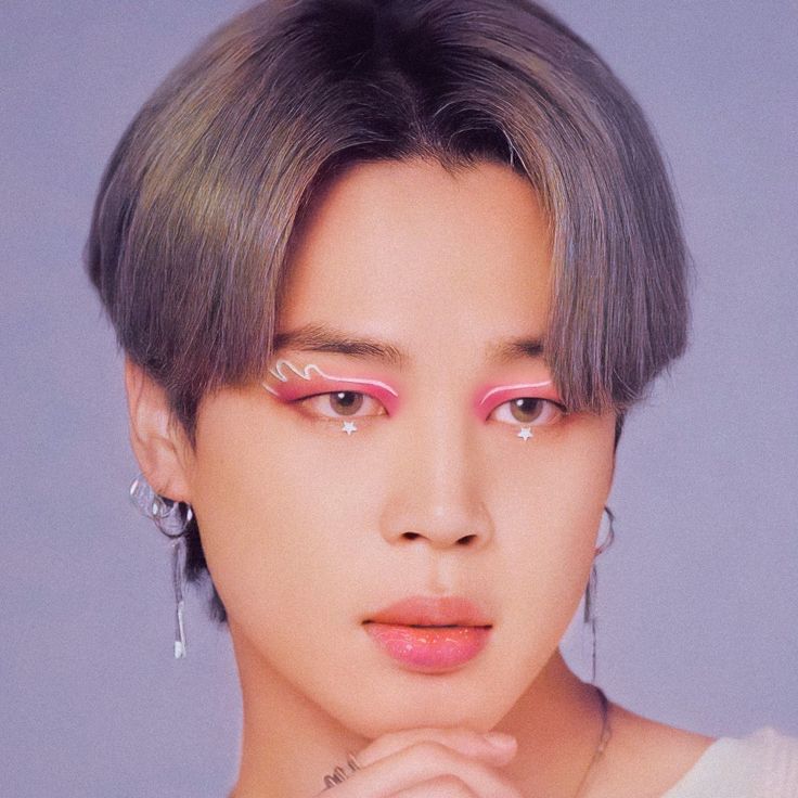 alo ⁷ on Twitter: "JIMIN D♡LL FACE… " Bts Makeup, Bts Eyes, Bts Show, Park Jimin Bts Wallpaper, K Wallpaper, Celebrity Look Alike, Celebrity Style Red Carpet, Body Picture, Editorial Makeup