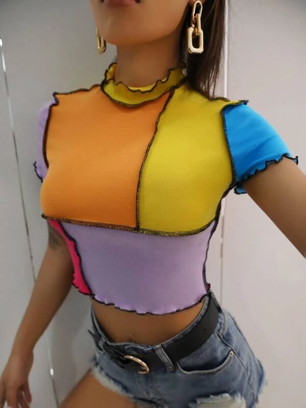 Contrast Stitch Lettuce Trim Colorblock Tee | SHEIN USA Patchwork Top Diy, Colorblock Outfits, Crop Sweatshirt Hoodie, Ropa Upcycling, Crochet Store, Colorblock Top, Top Diy, Color Block Tee, Patchwork Top