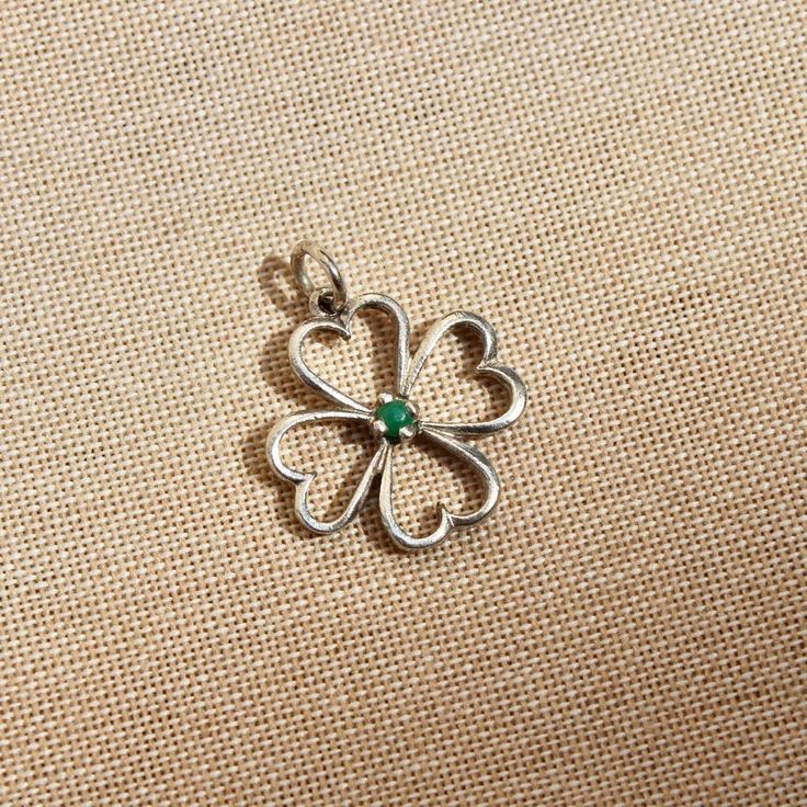 Vintage Lucky Clover Charm Clover Charm, Luck Charm, Lucky Clover, Luck Charms, Bracelets And Charms, Threading, A Necklace, Vintage Charms, Vintage Sterling Silver