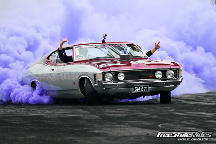 this is muscle car burnout wallpaper Ford Girl, Australian Muscle Cars, Hd Photography, Aussie Muscle Cars, Purple Car, Australian Cars, Big Car, World Record, Top Cars