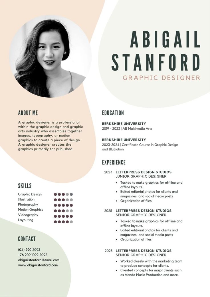 a professional resume template with an abstract pattern on the front and back cover, in pastel colors