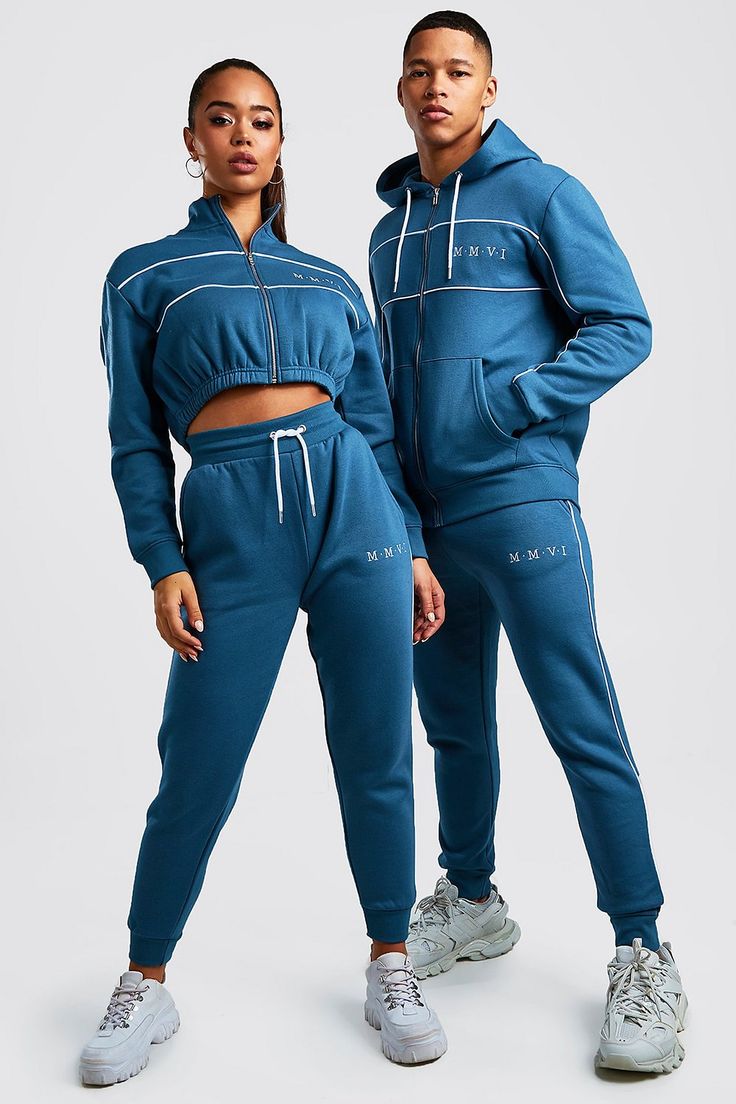 Matching Tracksuit Couple, Matching Tracksuit, Running Outfits, Matching Outfits Best Friend, Tracksuit Outfit, Matching Sets Outfit, Trendy Hoodies, Dope Outfits For Guys, Joggers Outfit