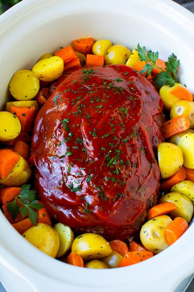 Crockpot Meatloaf Recipe | Slow Cooker Meatloaf #meatloaf #beef #