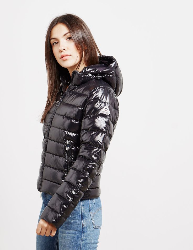 Black Puffer Jacket Women, Duck Jacket, Shiny Jacket, Aviators Women, Winter Attire, Black Puffer Jacket, Puffer Jacket Women, Puffy Jacket, Black Puffer