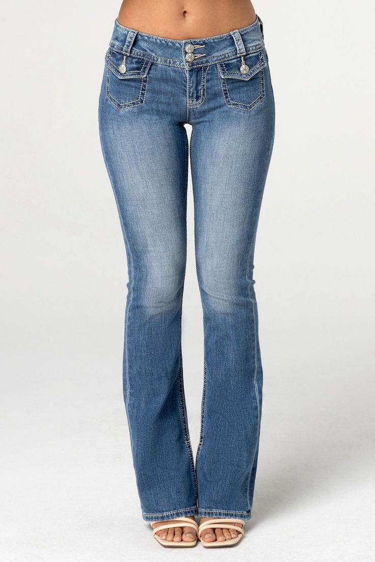 Shop The Hottest Bootcut Jeans: Heavenly Jenny Bootcut Jeans Bootcut Jeans For Women, 2000s Fashion Outfits, Cute Jeans, Jeans For Women, Cute Everyday Outfits, Women Denim Jeans, Really Cute Outfits, Cute Simple Outfits, Lookbook Outfits