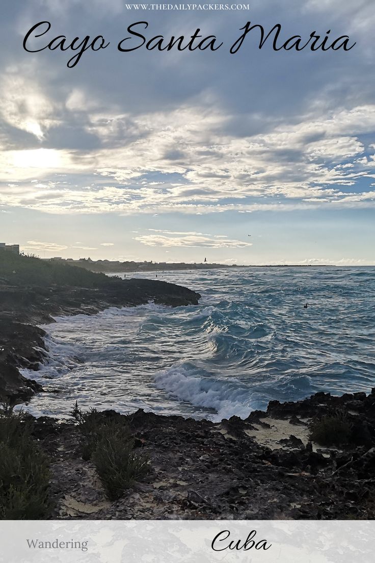 an image of the ocean with text that reads cayo santa marta cuela on it