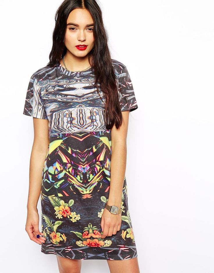 Just when I thought I didn't need something new from ASOS, I kinda do! Latest Fashion Clothes, T Shirt Dress, Tshirt Dress, Latest Fashion Trends, Passion For Fashion, Spring Summer Fashion, Spring Fashion, Fashion Shoes, Short Sleeve Dresses