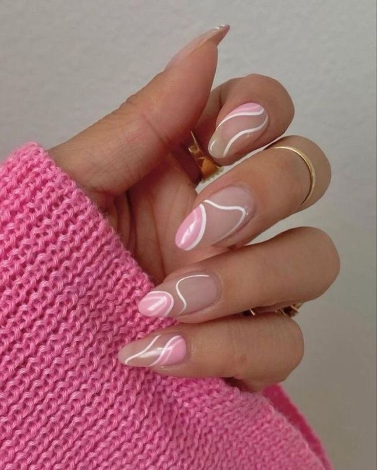 Pink Tip Nails, Light Pink Nails, Subtle Nails, Classy Acrylic Nails, Pink Acrylic Nails, Oval Nails, Pastel Nails, Fire Nails, Pretty Acrylic Nails