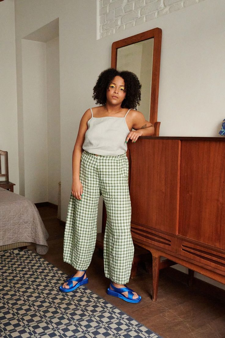 Frankie Green Gingham Trousers Linen Pants Linen Trousers Gingham Linen Trousers - Etsy Linenfox Clothes, Gingham Trousers, Trousers Linen, Gingham Linen, Gingham Pants, Pants Linen, Green Gingham, Womens Pants, Linen Trousers