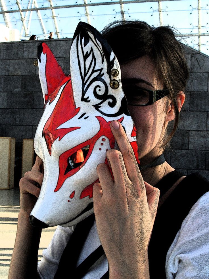 Nine tailed fox mask Wolf Masks, Kitsune Design, Zorro Fennec, Mascara Oni, Japanese Fox Mask, Japanese Fox, Kitsune Mask, Ceramic Mask, Japanese Mask