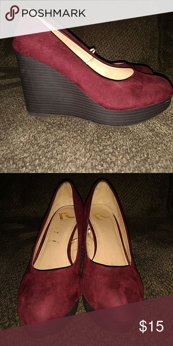 Burgundy wedge heels Size 9 Never worn before Great condition Shoes Heels Wedge Heels, Shoes Heels, Womens Sizes, Heels, Vintage Fashion Trends, Jewelry Designer, Plus Outfits, Fashion Dresses, Fashion Design