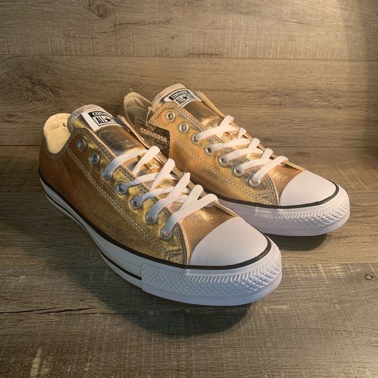 Converse Ctas Ox Metallic Sunset Glow White Low Unisex: Men's 11. Woman's 13. Brand New Shoes In Box, Missing Lid. Never Worn. No Rips, Tears, Or Stains. Smoke Free Environment. Ships Carefully Packaged And Boxed Right Away. Let Us Know If You Have Any Questions! 154037f If You’re Interested In Multiple Pairs From Our Closet We Offer Bundle Deals So Feel Free To Look Around, Like, And Bundle! Converse All Star Gold, Gold High-top Sneakers With Gum Sole, Gold Sneakers With Vulcanized Sole For Streetwear, Gold High-top Sneakers With Vulcanized Sole, Gold Sneakers With Gum Sole And Round Toe, Gold Low-top Custom Sneakers With Rubber Sole, Gold High-top Sneakers With Perforated Toe Box, Metallic Low-top Sneakers With Speckled Midsole, Casual Metallic Sneakers With Speckled Midsole