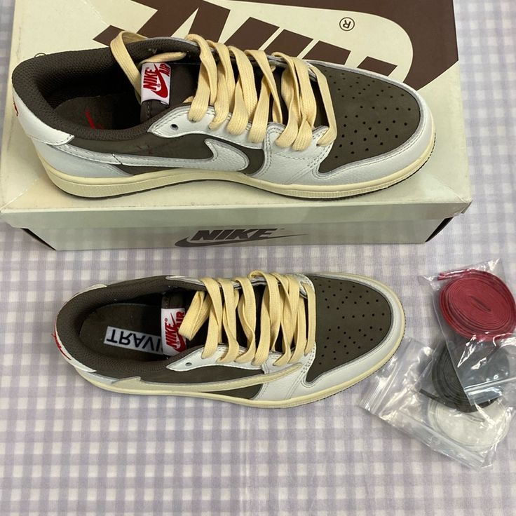 Comes With Three New Laces Color: Brown Size: Eu 41 (Men's 8 Or Women's 9.5) New With Shoe Box Nike Low Tops, Nike Brown, Shoe Box, Men's Nike, Mens Shoes Sneakers, Low Top, Top Sneakers, Nike Shoes, Nike Men