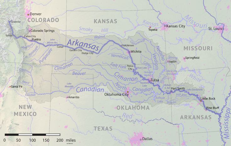 a map of the united states with rivers labeled in pink and blue, along with major cities