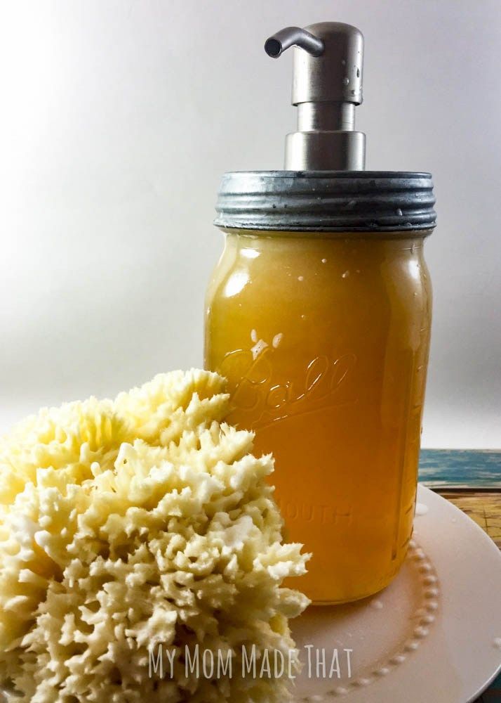 Did you know that Raw Honey is wonderful for your skin? Check out this easy tutorial using raw honey, castille soap and natural oils to create a luscious Sweet Orange and Honey Body Wash (tutorial by My Mom Made That) Homemade Essentials, Recipe Using Honey, Honey Body Scrub, Raw Honey Benefits, Honey Body Wash, Homemade Body Wash, Castille Soap, Diy Beauty Products, Homemade Facials