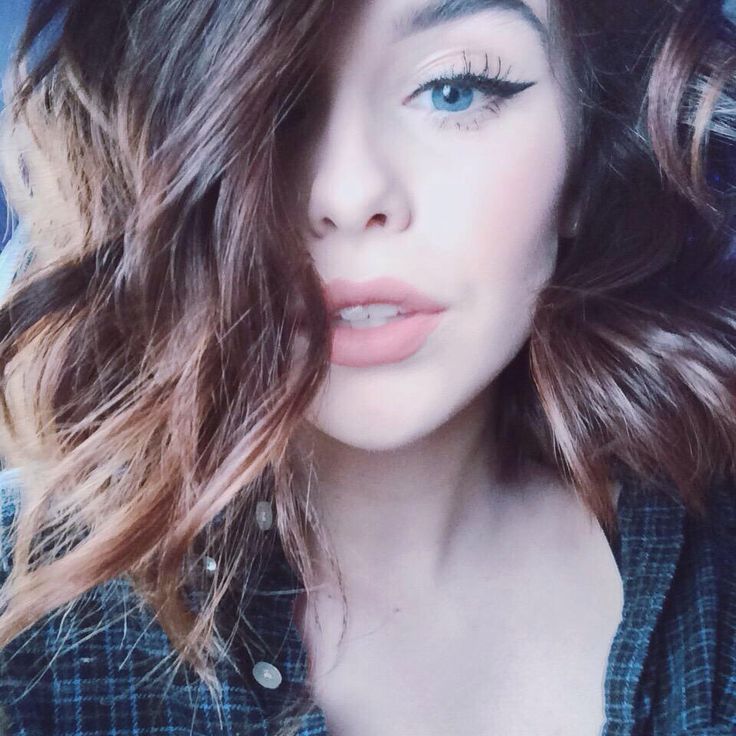 acacia brinley clark ✨ // pinterest: joiespooks Indie Rock Fashion, Acacia Clark, Acacia Brinley, Female Faceclaims, Ig Girls, God Is Love, No Bad Days, Tumblr Outfits, Fitness Photography