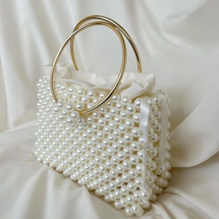 place your order and have a customized beaded bag like this . . . . #beadedhandbags #beautiful #beaded #beautiful #beautifuldestinations #beadedbracelets #beautifuldestinations #explore #smallbusiness #connectwithcommunity #fypage Best Thrift Store Finds, Hook Crochet, Crystal Handbag, Hand Beaded Bag, Beaded Clutch Bag, Sac Diy, Handmade Crochet Bags, Diy Embroidery Designs, Crocheted Bags