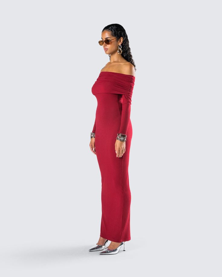 They will all be hot for you in this burgundy maxi dress 😜 With an off-shoulder design and folded overlay - this piece, made from stretch jersey fabric, is the epitome of chic allure ❤️ Burgundy Maxi Dress, Off Shoulder Maxi Dress, Cargo Pant, Shoulder Design, Jersey Fabric, Jumpsuit Dress, Print Dress, Jumpsuit Romper, Off Shoulder