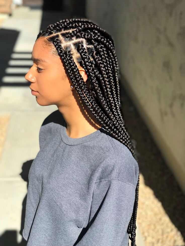 Medium/Small sized Box Braids - Black/Brown Box Braids - Protective Style Brown Box Braids, Long Cornrows, Trendy We Fryzurach, Medium Hair Braids, Medium Box Braids, Black Curls, Big Box Braids, Blonde Box Braids, Short Box Braids