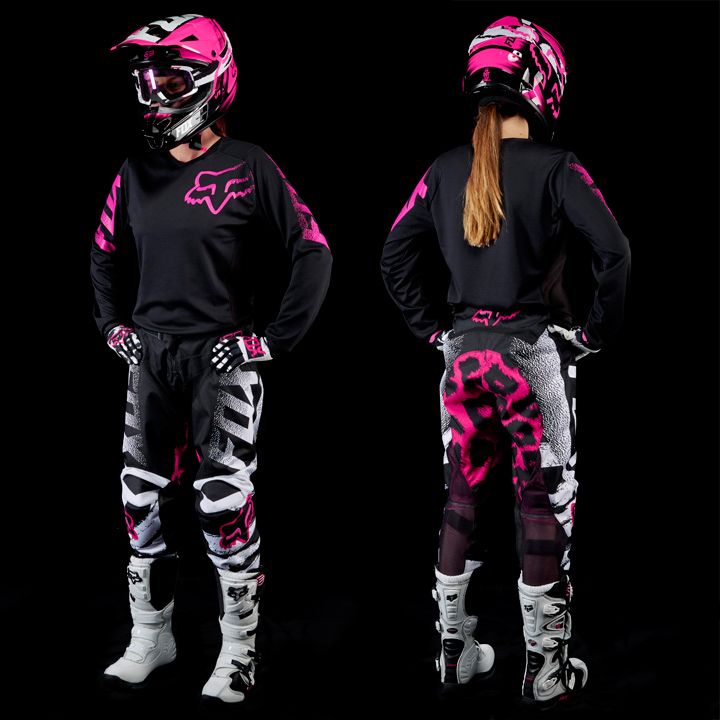 Fox Racing - Gearsets Motocross Outfits, Atv Gear, Motocross Girls, Fox Racing Clothing, Dirt Bike Helmets, Dirt Bike Gear, Boat Girl, Fox Clothing, Mtb Clothing