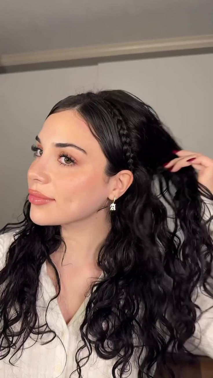 Cute hair tutorial By- aslinurakinci . . #hairstyle #hair #easystyle # ...