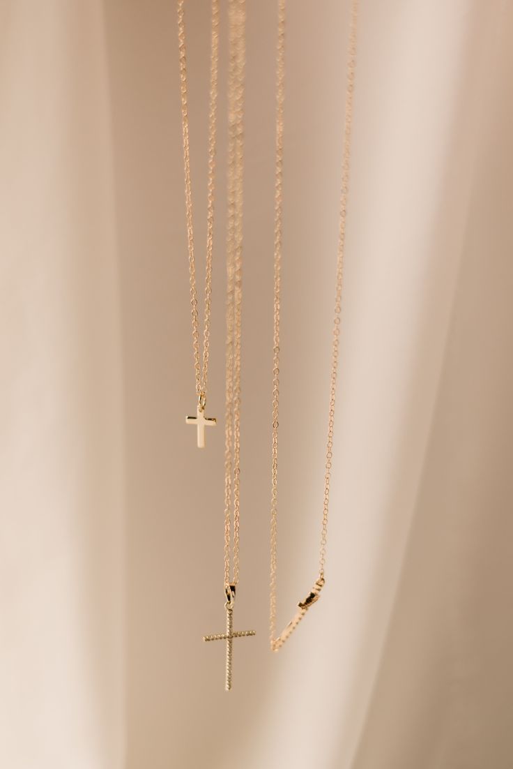 Our mini cross pendant is a dainty statement to add sparkle to any look. split 18k gold-filled mini cross pendant Your choice of chain length (16", 18", or 20") All materials are lead & nickel free Handmade with love by Luna & Jade in the U.S. Horizontal Cross Necklace, Edgy Rings, Everyday Wear Jewelry, Jewelry Christmas Tree, Handmade Gold Jewellery, Winter Jewelry, Mini Cross, Christmas Gift Jewelry, Holiday Jewelry