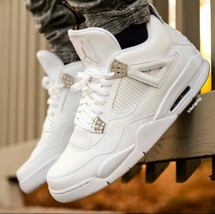 All white Jordan's, love em! All White Jordans, White Jordan Shoes, All White Shoes, Jordan Shoes For Men, Jordan 4 White, Jordan Shoes Girls, White Jordans, Retro 4, Black Fire