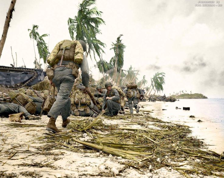 Guam Landings 1944 The Second Battle of Guam (21 July – 10 August 1944) was the American capture of the Japanese held island of Guam, a United States territory since 1898 (in the Mariana Islands), during the Pacific campaign of World War II. Guam,... Mariana Islands, Iwo Jima, Wwii Photos, 21 July, Military Photos, Us Marines, Nagasaki, Us Marine, Pearl Harbor