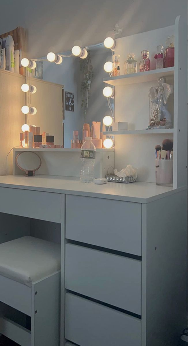 Vanity 
Led light 
Lightbulb 
Hollywood mirror 
Amazon 
Vanity desk 
Makeup vanity 
Makeup 
Mirror White Vanity With Lights, Vanity With Lights, Vanity Inspo, Beauty Room Vanity, Dream Vanity, White Room Decor, Classy Bedroom, Room Vanity, Vanity Room